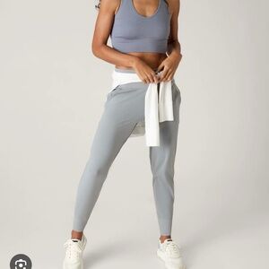 Athleta Venice Mid Rise Jogger Storm Cloud XS NWT